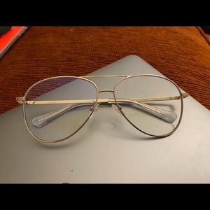 Quay Austrailia blue light glasses